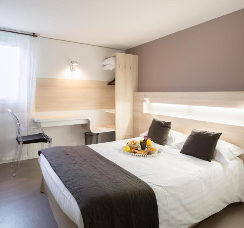 Hotel Restaurant L'Eskemm St Brieuc-Tregueux Exteriör bild